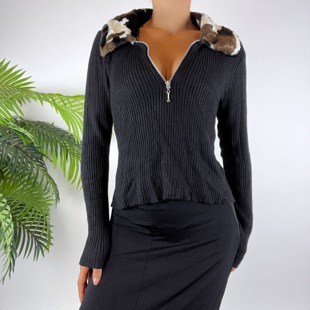 Vintage 90s Grunge Indie Black Faux Fur Classy Preppy Sweater Top / Size: M